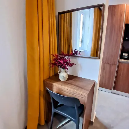 The Black Onyx 4* Gzira